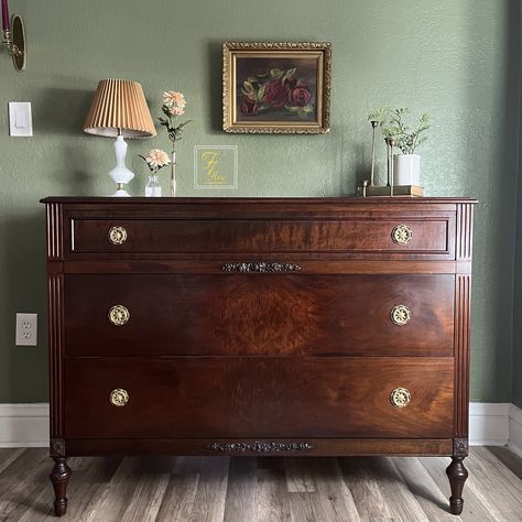 Astonishing Antique Mahogany Victorian Sideboard With Rose Detail - Etsy Victorian Sideboard, Mahogany Welsh Dresser, Georgian Sideboard, 1940s Sideboard, Antique Eastlake Dresser, Rosé Details, Decoupage Furniture, Dovetail Drawers, Carpentry