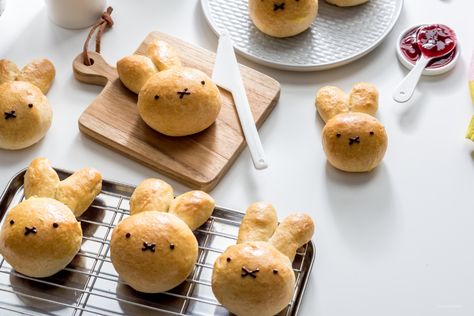 Miffy Hot Cross Buns · i am a food blog i am a food blog Miffy Bunny, Bunny Buns, Scalloped Potatoes Cheesy, Hot Cross Buns, Cross Buns, Bun Recipe, Kawaii Food, Cute Food, Melting Chocolate