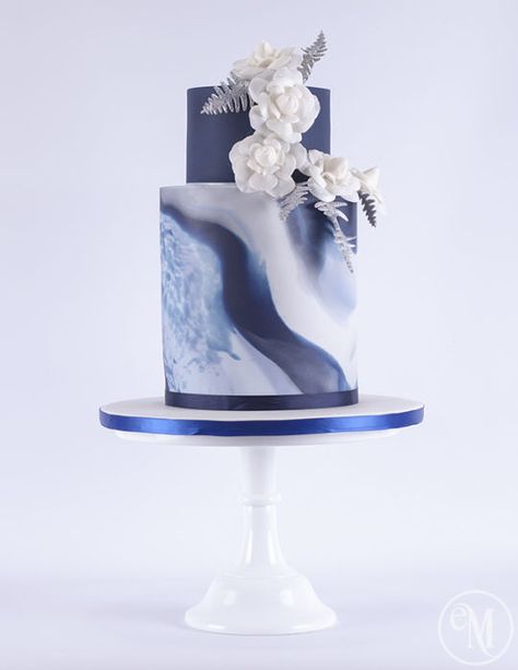 Wedding Cake Navy, Cake With Flowers, Square Wedding Cakes, Fondant Wedding Cakes, Silver Cake, Floral Wedding Cakes, Marble Wedding, Wedding Cakes Blue, Blue Cakes