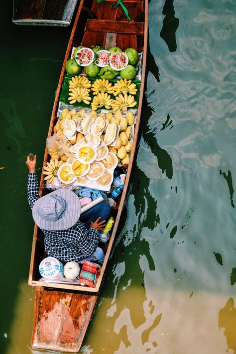 Beach Market, Floating Market, Bangkok Thailand Aesthetic, Bangkok Aesthetic, Living In Thailand Aesthetic, Thailand Market, Damnoen Saduak Floating Market, Bangkok Market, Thai Floating Market