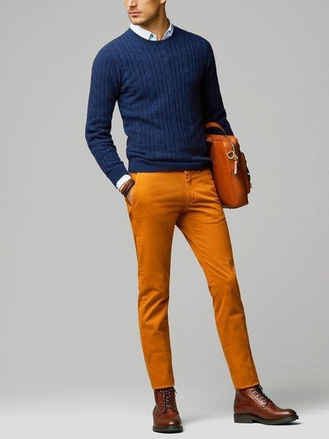 Mustard Pants Outfit, Mens Colored Pants, Orange Pants Outfit, Colored Pants Outfits, Pantalon Orange, Casual Outfits Ideas, Sweater Outfits Men, Smart Casual Menswear, Mens Business Casual Outfits