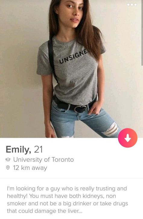 38 Shameless Tinder Profiles - Wtf Gallery Tinder Tips, Funny Tinder, Conan The Conqueror, Tinder Profiles, Funny Bio, Tinder Humor, Tinder Profile, Joe Brown, Best Dating Apps