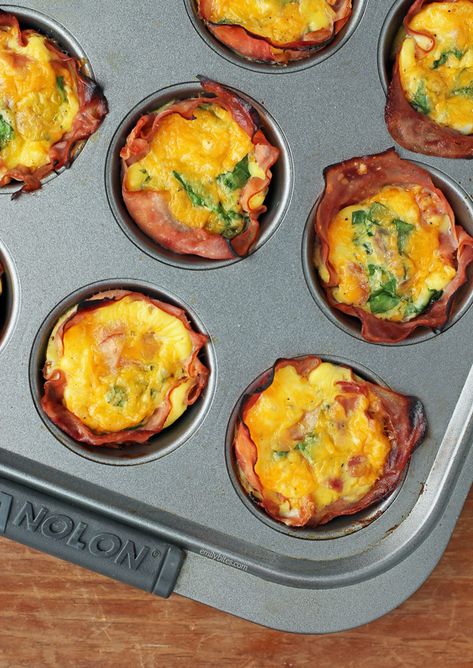 Ham And Cheese Egg Cups, Healthy Ham, Emily Bites, Healthy Low Carb Breakfast, Egg Cups Recipe, Banana Baked Oatmeal, Ham And Eggs, Low Carb Breakfast Recipes, Egg Bites