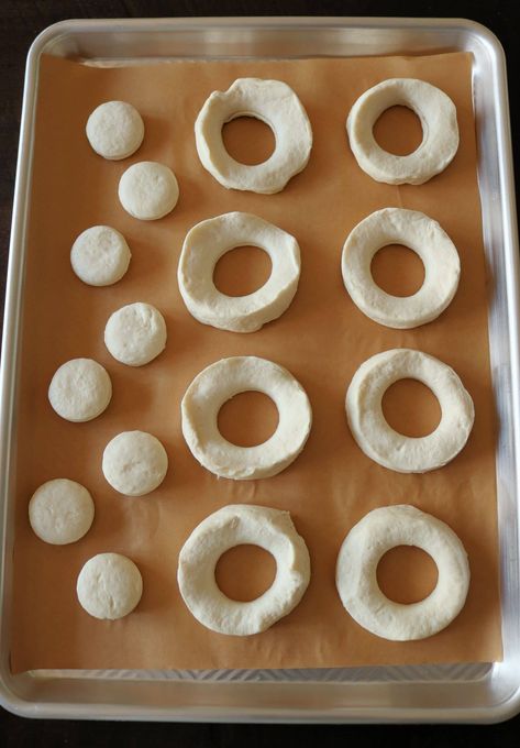 Biscuit Donuts Recipe Baked, Donuts Out Of Biscuits, Refrigerator Biscuit Recipes Desserts, Making Donuts From Biscuits, Homemade Donuts Biscuits, Donuts Using Canned Biscuits, Can Biscuit Donuts Easy Recipes, Homemade Donuts Recipe Easy Biscuit, Air Fry Donuts From Biscuits