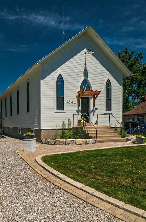 Chris Kauffman's Converted Church House For Sale - Hooked on Houses Churches Converted To Homes, Church Home Conversion, Church Conversions Home, Church Renovation Houses, Church House Conversion, Church Converted To Home, Church Renovation Ideas, Converted Church House, Michigan Farmhouse