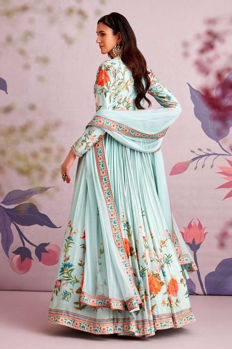 Floral Anarkali, Floral Sarees, Ridhi Mehra, Silk Anarkali, Anarkali Dress Pattern, Book Instagram, Long Dress Design, Designer Dresses Casual, Party Wear Indian Dresses