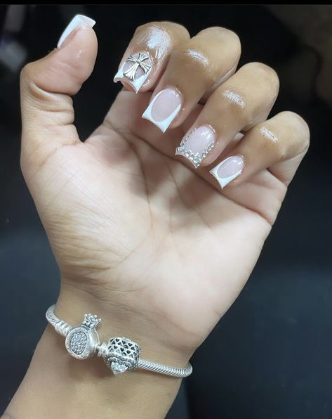 Birthday Nails Stiletto Short, White French Tip Nails With Charms, Simple Nails With Gems, Nails Acrylic White And Silver, Short Silver Nails, White And Silver Nails, Acrylic Nail Set, Hippie Nails, Hard Nails