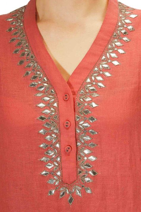 Peach diamond pattern gota patti work tunic available only at Pernia's Pop Up Shop. Peach Diamond, Chudidhar Neck Designs, Trendy Kurti, Design Kurta, Gota Patti Work, Churidar Neck Designs, Gotta Patti, Simple Kurta Designs, Designer Kurti Patterns