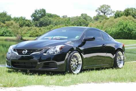 Nissan Coupe, Nissan Sports Cars, Nissan Altima Coupe, Bmw 318i, Sport Body, Valentine Photography, Dream Pools, Nissan Maxima, Top Cars