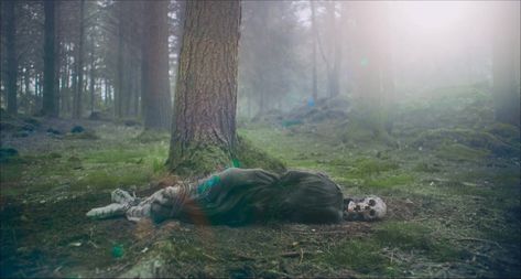 the green knight (2021) dev patel cinematography shot David Lowery, The Green Knight, Dev Patel, Cult Horror, Pretty Movie, Green Knight, Vivid Dreams, Medieval World, Love Film