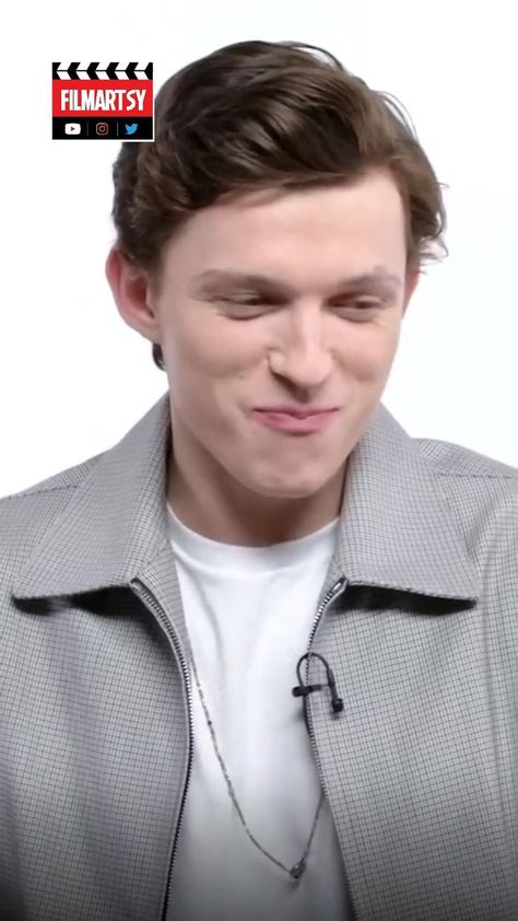 Tom Holland Videos Cute, Tom Holland Eye Contact, Hot Tom Holland, Tom Holland Interview, Tom Holland Videos, Tom Holland Funny, Tom Holland Edits, Tom Holland Birthday, Zendaya Tom Holland