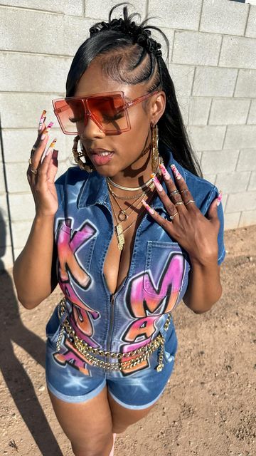 Las Vegas Hairstylist on Instagram: "Turning myself into a 90s Baddie 🥰 Freaknik Edition 🤪 #90sparty #90shair #Freaknik" 2000s Themed Party Outfit, 90s Baddie, 90s Outfits Party, 90s Themed Outfits, 27 Birthday, 90’s Outfits, 90s Hip Hop Fashion, 90s Party, 90s Hip Hop