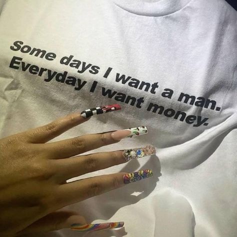 I Want Money, I Want A Man, Y2k Slogan, Pinterest T Shirt, Slogan Shirts, Shirt Y2k, Aesthetic Shirts, Baddie Quotes, Baby T Shirts