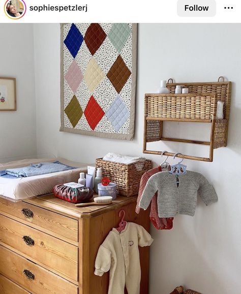 Norwegian Nursery, Nursery Aesthetic Colorful, Eclectic Boy Nursery, Nursery In Bedroom, Tiny Baby Room, Vintage Gender Neutral Nursery, Danish Nursery, Small Nursery Ideas, Small Baby Nursery