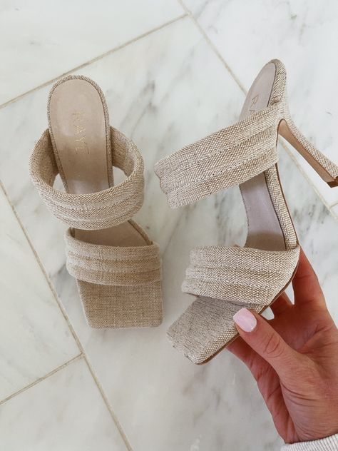 Spring Vacation Open Heel Heels, Spring Beach Heels With Stacked Heel, Chic Spring Heels Made Of Straw, Garden Party Shoes, Spring Heels With Sculpted, Open Heel, Spring Open-toe Stacked Heels, Park Date, Adidas Ultraboost 19, Sandals Design