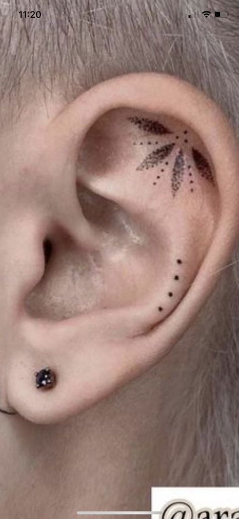 Cartilage Tattoo Ear, Ear Tattoo Inner Mandala, Tiny Ear Tattoos For Women, Ear Tattoo Inner Simple, Tragus Tattoo Ear, Mandala Ear Tattoo, Piercings Aesthetic Ear, Inner Ear Tattoos For Women, Small Ear Tattoos For Women