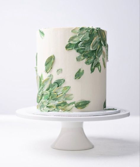 Pastel Green Cake, Cake Verde, Green Cake Design, Palette Knife Cake, Green Birthday Cakes, Buttercream Birthday Cake, 18th Cake, Jungle Cake, Safari Cakes