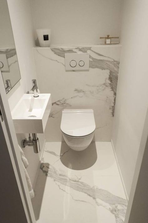 تصميم دورة مياه, Design Interior Baie, Small Downstairs Toilet, Small Bathroom Remodel Designs, White Toilet, Bilik Air, Small Toilet Room, Bad Inspiration, Downstairs Toilet