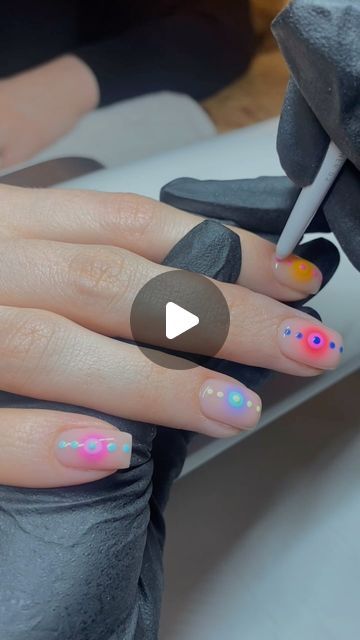 Cool French Tip Designs, How To Blooming Gel, French Tip Blooming Gel, Blooming Gel Tutorial, Gel Nails Blooming, Spring Biab Nails 2024, Nail Designs Blooming Gel, Blooming Gel French Tip, Simple Blooming Gel Nails