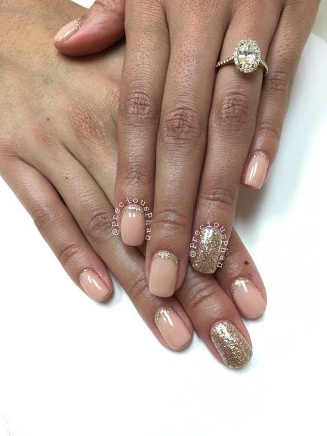 Light Gold Nails, Nails New Year, Champagne Nails, Year Nails, New Year Nails, Polish Colors, Air Brush, New Year's Nails, Masquerade Ball