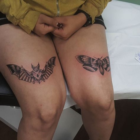 Knees or backs of knees Most Painful Tattoo, Bat Tattoos, Knee Tattoos, Pin Up Girl Tattoo, Tattoo Nature, Web Tattoo, Bat Tattoo, Knee Tattoo, Tattoos Designs