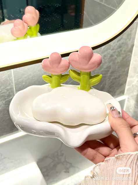 Cute Bathroom Products, Kawaii Bathroom Accessories, Cute Bathroom Items, Cute Objects To Buy, Cute House Decor Items, Cute Home Items, Cute Household Items, Cute House Items, Clay Soap Holder