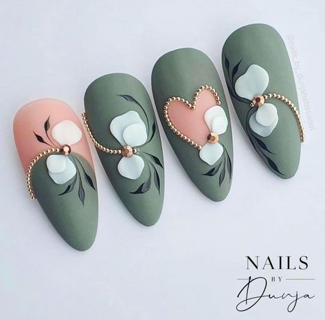 Bridal Nails Designs, Ideas Uñas, Quick Nail Art, Mickey Nails, Art Deco Nails, Glossy Paint, Romantic Nails, Nail Art For Beginners, Fancy Nails Designs