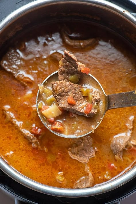 Mexican Soups Beef, Mexican Steak Soup, Steak Fajita Soup Recipe, Steak Fajita Soup, Leftover Steak Soup, Spicy Mexican Soup, Steak Soup Recipes, Mexican Beef Soup, Mexican Soups