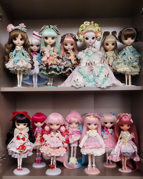 Pullip Doll Collection, Pulip Doll, Fancy Girls, Ashton Drake, Pullip Dolls, 3d Fashion, Anime Figurines, November 1, Asian Art