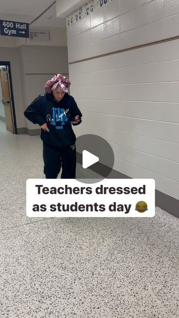 Best Pranks Ever Hilarious, Best Pranks Ever, Teacher Gif, Teacher Problems, Funny Riddles, Students Day, Good Pranks, Teacher Memes, Funny Prank Videos