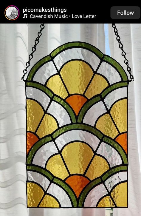 Simple Stained Glass Windows, Glasswork Art, Art Deco Stained Glass Window, Art Deco Stained Glass, Stain Glass Window Art, Stained Glass Sun, Art Nouveau Illustration, Glass Painting Designs, Glass Window Art