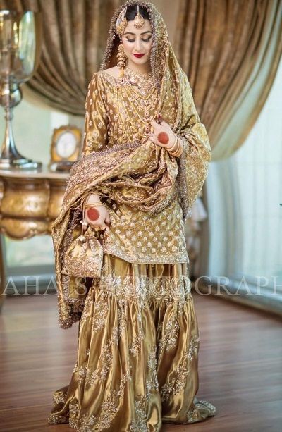 Punjabi Bridal Dress Designs Bridals Pakistani, Barat Dresses, Bridal Gharara, Gharara Designs, Nomi Ansari, Bridal Mehndi Dresses, Pakistan Wedding, Nikah Dress, Mehndi Dress