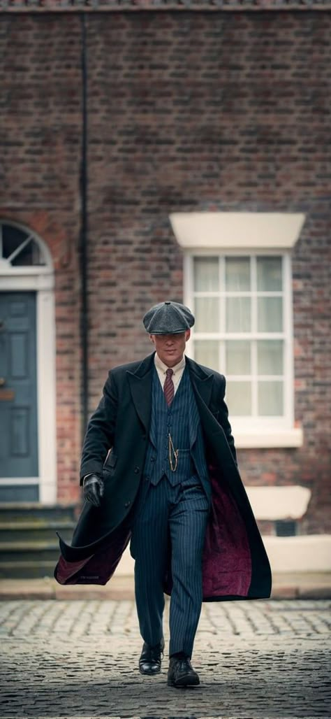 Thomas Shelby Suit, Shelby Brothers, Peaky Blinders Characters, Peaky Blinders Wallpaper, Peaky Blinders Thomas, Hairstyles For Ladies, Haircut Images, Peaky Blinders Tommy Shelby, Medium Layered Haircuts