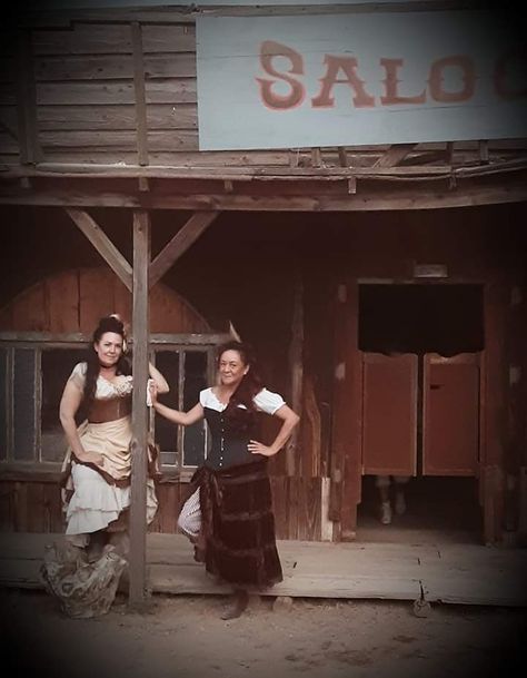 Saloon Girl Aesthetic, Saloon Girl, Western Saloon, Saloon Girls, What To Wear, How To Wear