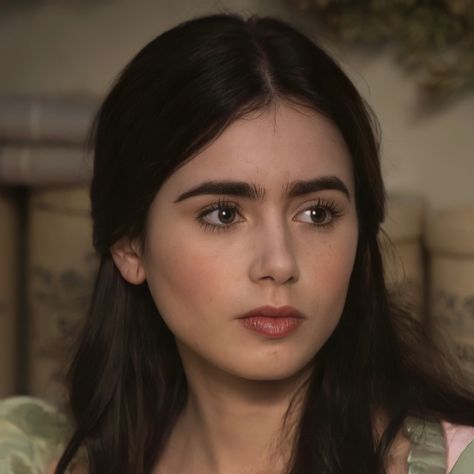 Lily Collins Black Hair, Lily Collins Emily In Paris Icon, Lily Collins Makeup, Black Cat Aesthetic, Celebrity Look Alike, Emily In Paris, Princess Aesthetic, Hazel Eyes, Lily Collins