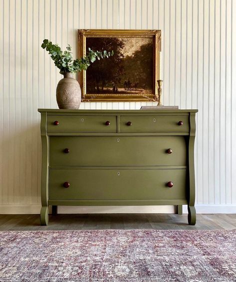 Do you guys remember this dresser? (See chocolate brown dresser post). I decided to redesign it since it has not been taken yet, and this… | Instagram Green Dresser Makeover, Green Chest Of Drawers, Brown Dresser, Colorful Dresser, Dresser Painted, Green Dresser, Painted Buffet, Style Dresser, Painted Drawers