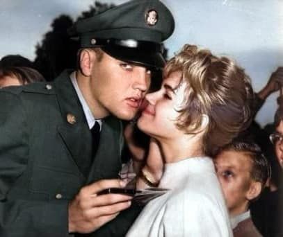 Elvis Kissing, Elvis Today, Elvis Presley Army, Elvis And Me, Elvis Memorabilia, Army Day, Elvis Presley Pictures, Nat King Cole, Elvis Presley Photos