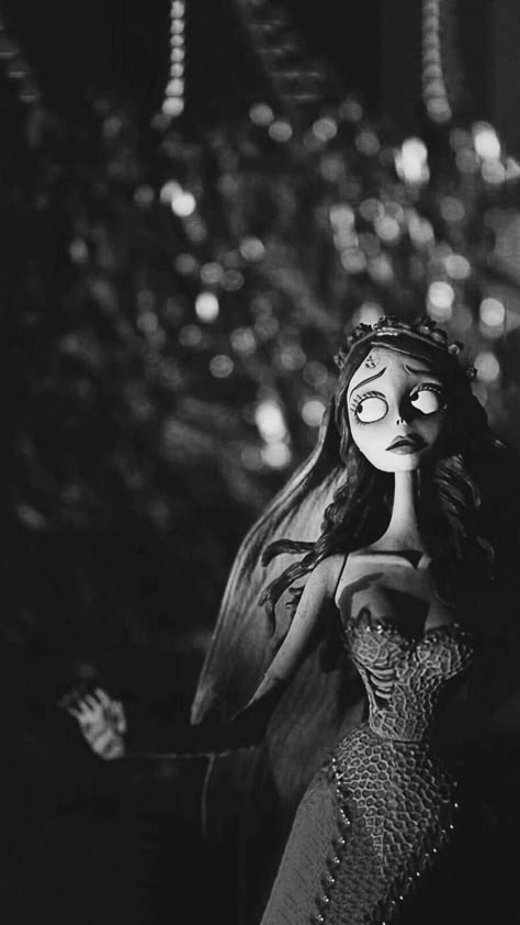 Tim Burton Vibes, Directed By Tim Burton, Aesthetic Lights, The Corpse Bride, Tim Burton Movies, Wallpaper Halloween, Movies Disney, Christmas Wallpapers, Corpse Bride