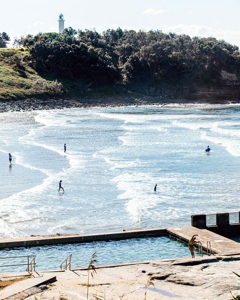 There's something about Yamba 😍 Scoring the coveted cover spot of our Top 50 Aussie Towns magazine with Elise Hassey's incredible shot of The Surf Yamba, Yamba is a destination not to be missed. Australia Itinerary, Country Hotel, Camping Spots, Travel Australia, The Bush, Rock Pools, North Coast, By The Beach, Beautiful Country