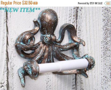 Detailed resin octopus toilet paper holder. Refinished in satin nickel… Octopus Bathroom Mirror, Goth Toilet Paper Holder, Toilet Paper Holder Beach Theme, Octopus Mirrors, Octopus Bathroom Decor, Octopus Bathroom, Octopus Decor, Octopus Gift, Nautical Bathroom