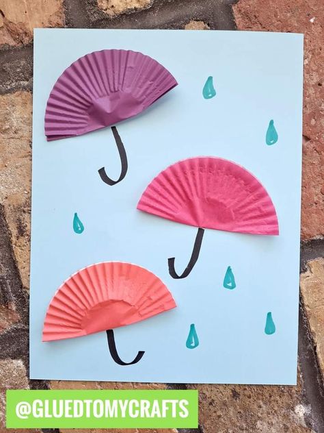 Card Crafts For Kids, Construction Paper Crafts For Kids, Plate Crafts For Kids, Cupcake Liner Crafts, Umbrella Craft, Babysitting Crafts, Paper Plate Crafts For Kids, Construction Paper Crafts, Kindergarden Activities