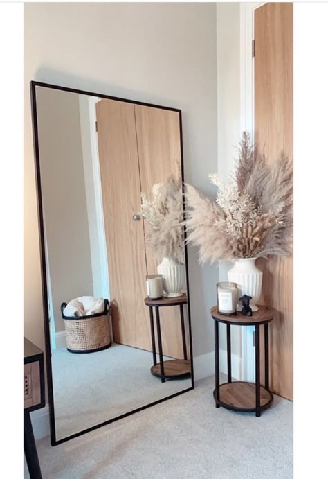 Floor Mirror And Plants, Mirror Styling Living Rooms, Bedroom Mirror Styling, Floor Mirror In Office, Leaning Mirror Decor, Tall Mirror Decor Ideas, Large Bedroom Mirror Ideas, Leaning Mirror Living Room, Full Body Mirror Decor