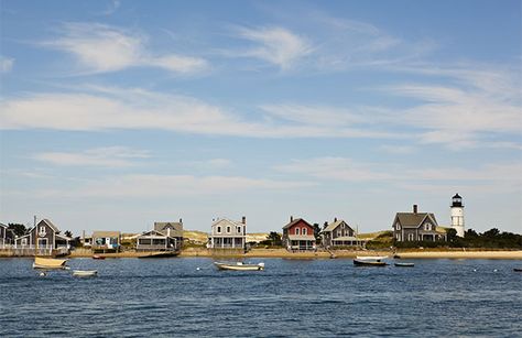 Courtesy of Shutterstock/mamahoohooba Best East Coast Beaches, East Coast Beaches, Summer Escape, Quiet Beach, Martha's Vineyard, Island Style, Travel Trip, Trip Ideas, Best Places To Travel