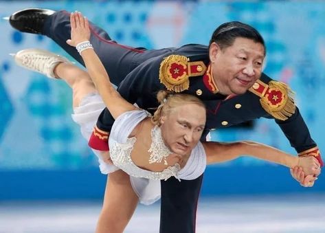 V. Putin & Xi Jinping Pairs Figure Skating, Figure Skating Olympics, Xi Jinping, Olympic Sports, Seriously Funny, Funny Films, Figure Skater, World Leaders, Cutie Patootie