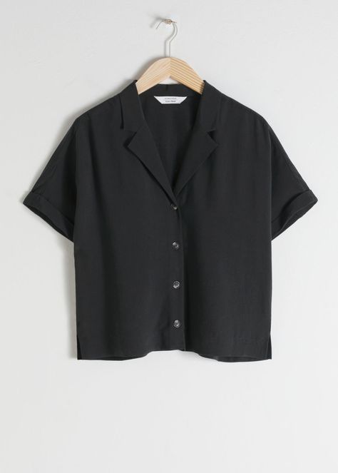 V-Cut Button Up Shirt - Black - Tops - & Other Stories Áo Blu, Look Rock, Nike Sweatshirts, A Button, V Cut, Fashion Story, Teen Fashion Outfits, Outfits Casuales, Button Up Shirt