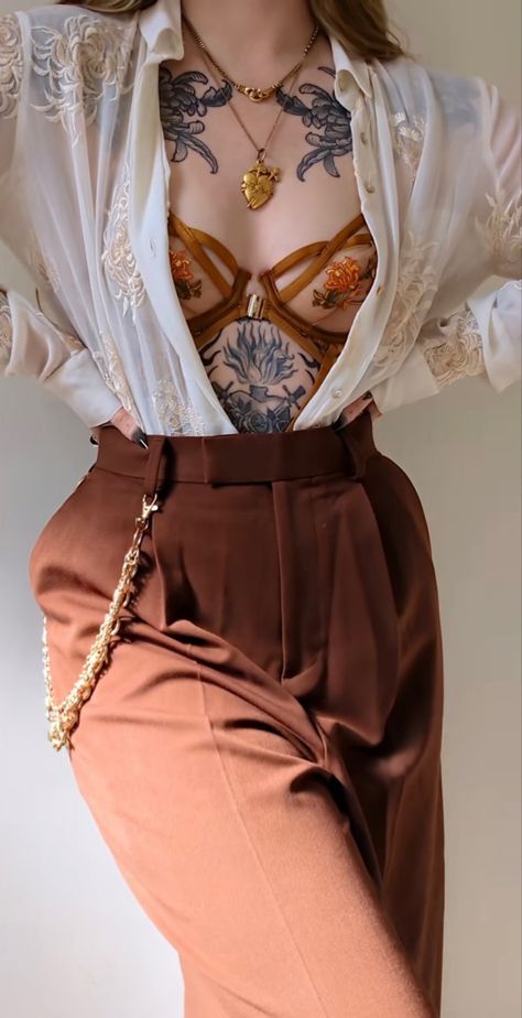 High Waist Belts, Masc Red Carpet Looks, Chest Window Outfit, Fem Fatale Hairstyle, Vintage Blouse Designs, Elegant Woman With Tattoos, Fantasy Fashion Casual, Pirate Formal Wear, Femfatal Fashion