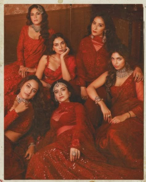 Bollywood Red Aesthetic, Heeramandi Poses, Red Dress Bridesmaid Dress, Vintage Group Photoshoot, Desi Maximalism, Heeramandi Outfits, Wedding Photo Ideas Bridesmaids, Heeramandi Aesthetic, Red Dress Indian