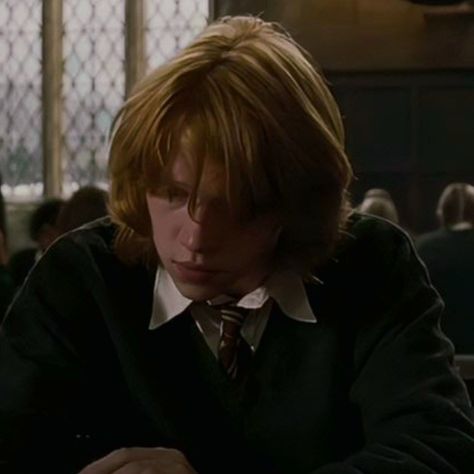 Ron Weasley Fluffy Hair, Ron Weasley 4th Year, Ron Weasley Long Hair, Ron Weasley 3rd Year, Jackson Stewart, Ron Weasley Icon, Heart Meme, Sick Boy, Ronald Weasley