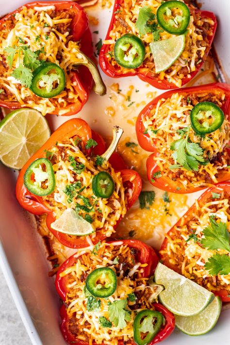 Stuffed Peppers With Quinoa, Easy Stuffed Pepper Recipe, Turkey Stuffed Peppers, Ground Turkey Meal Prep, Turkey Quinoa, Ground Turkey Stuffed Peppers, Recipe Quinoa, Stuffed Peppers With Rice, Quinoa Stuffed Peppers