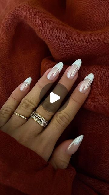 Sydney on Instagram: "I haven’t had chrome nails in a while and I forgot how lovely they are. 🪩✨

Using @dndgel 
Tea Time (870)
French Tips (000)
Topcoat (600)
Chrome Effect White Silk (2)
•code NAILSBYSMF25 for 25% off (affiliate)•

———
#holidaynails #chromenails #glazednails#dndgel #dndgelpartner #newnails #winternails#dndgelpolish #minimalnailart #naturalnails #colorednails #almondnails #nailfashion #naildesigns #nailart #gelnails #handpaintednails #nailartinspo #nailinspo #minimalnails #simplenails #fallstyle  #nailgrowth #nailtrend #fallaesthetic #nailinspiration #nailstyle #nailsofinstagram #nailsoftheday #nailitdaily" Chrome French Tip Nails, Minimal Nails Art, Chrome Effect, Minimal Nails, Nail Growth, French Tips, Chrome Nails, I Forgot, White Silk